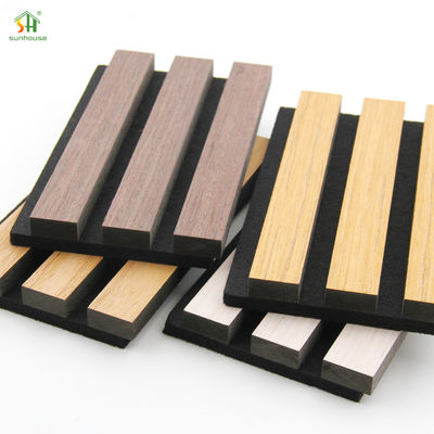 قیمت خوب صفحه چوبی آکوستیک سفارشی دیوار 1220x2440mm سیاه MDF آنلاین
