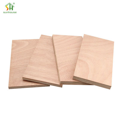قیمت خوب ورق هاي لايه دار تزئيني از چوب لايه دار ، E0 Melamine Board براي مبلمان آنلاین